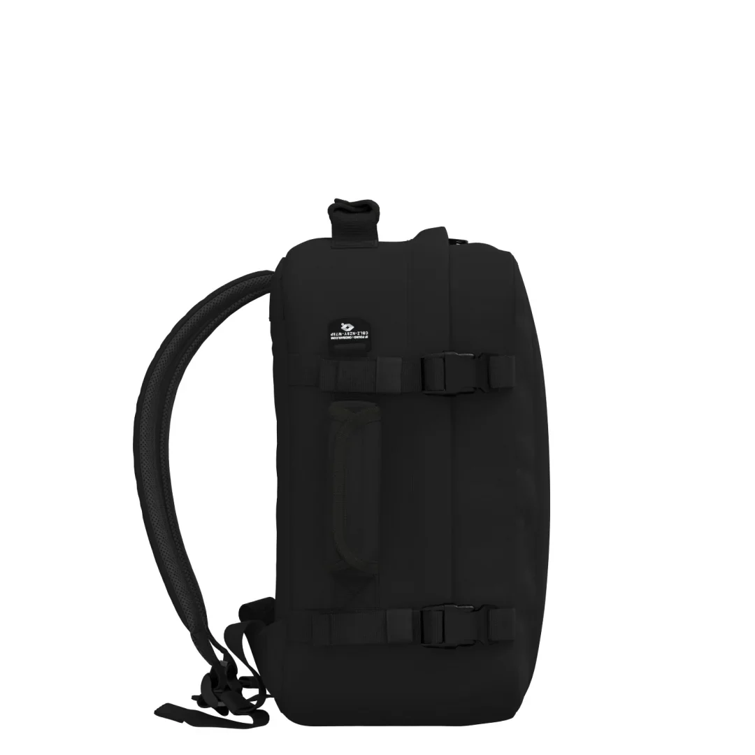 Classic Backpack 28L - Image 4