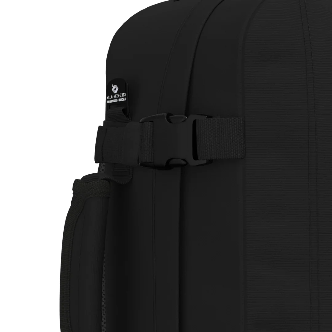 Classic Backpack 28L - Image 5
