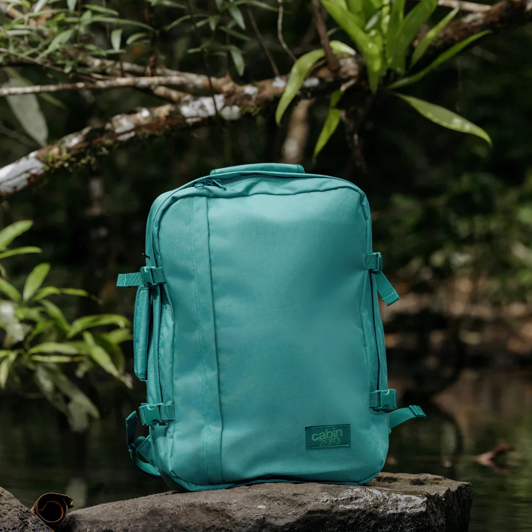 Classic Cabin Backpack 36L - Image 2